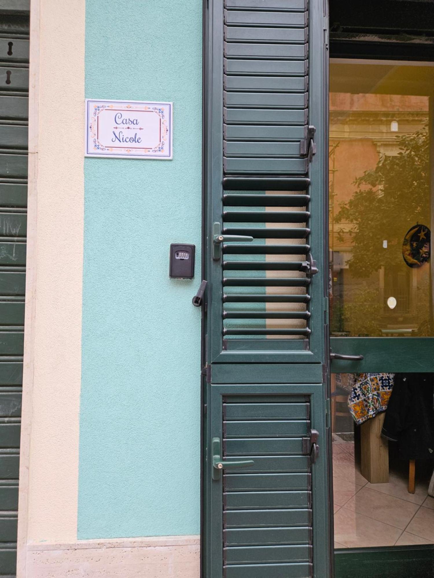 Casa Nicole - Letojanni Taormina Exterior foto